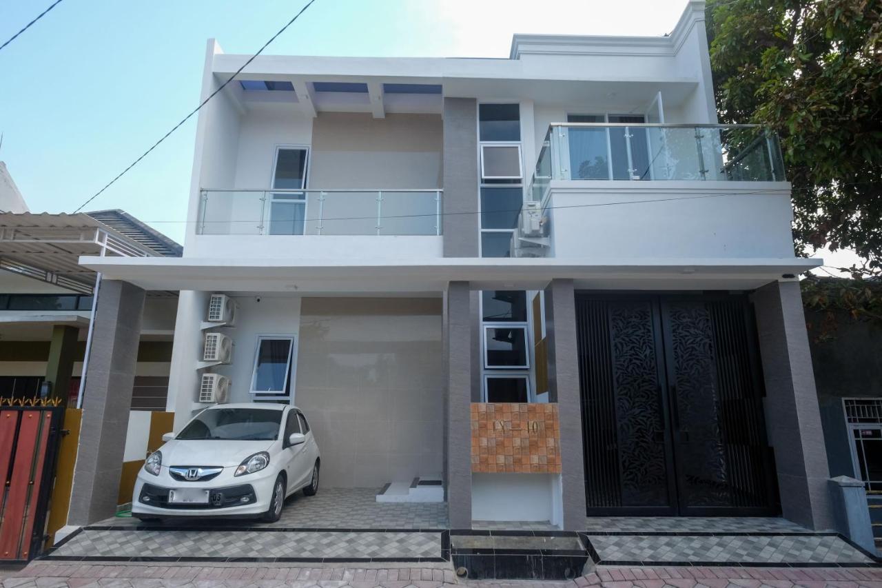Отель Reddoorz Syariah @ Tlogosari Semarang Alastuwo Экстерьер фото